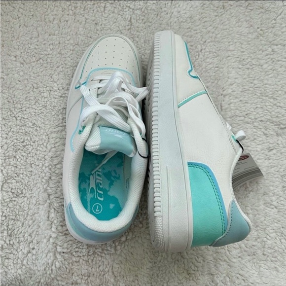 Crane Ladies Casual Sneakers - Picture 3 of 5